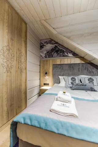 Отели типа «постель и завтрак» Skansen Holiday Cholerzyn Двухместный номер с 1 кроватью или 2 отдельными кроватями и балконом-5